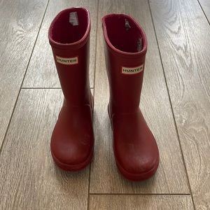 Kids Hunter boots.